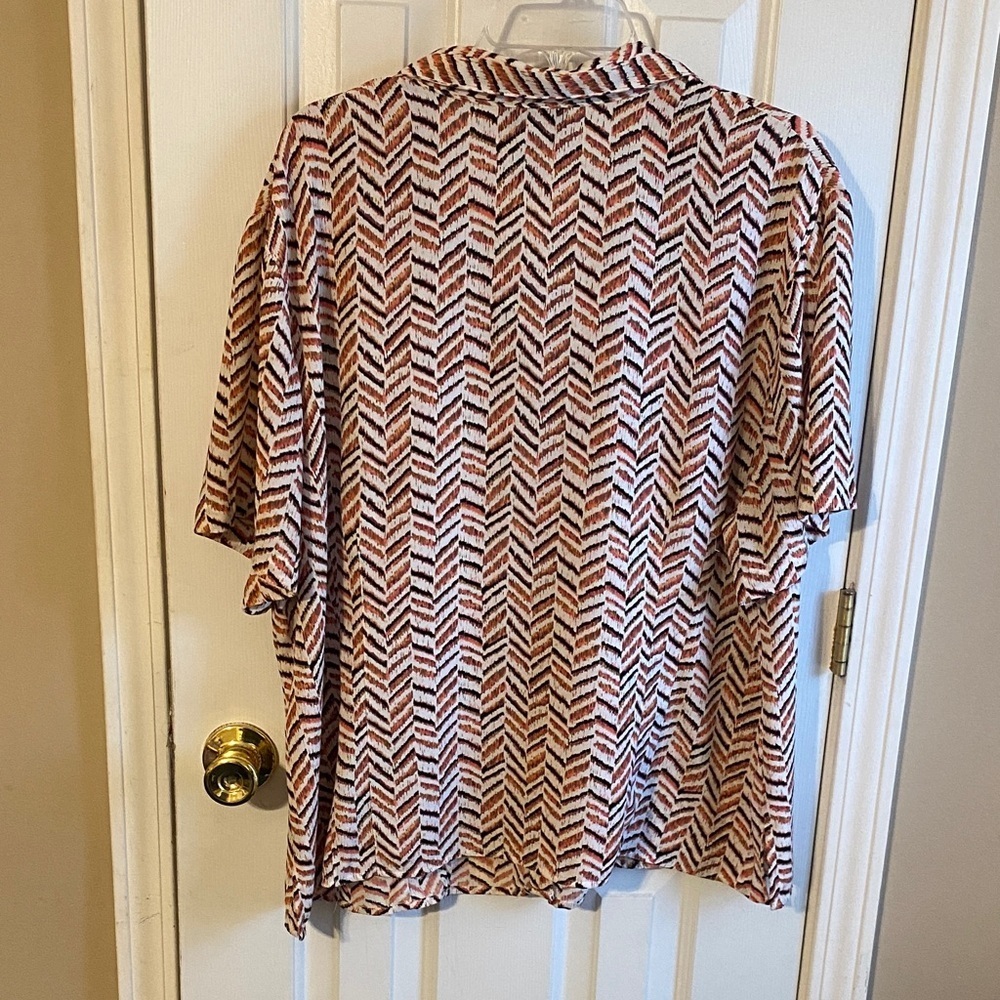 Sag Harbor Chevron Patterned Button Up Shirt Career Everyday Wear - Picture 3 of 7